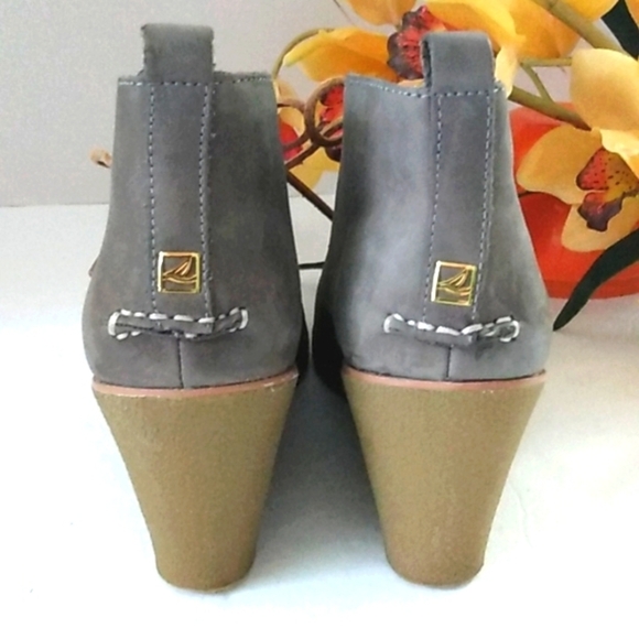 SPERRY TOP SIDER WEDGE HEEL ANKLE BOOTIES SIZE 9 NWOT - Picture 6 of 13